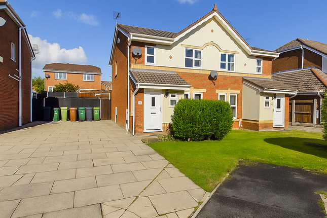 Minster Park, Cottam PR4 3 bed semi