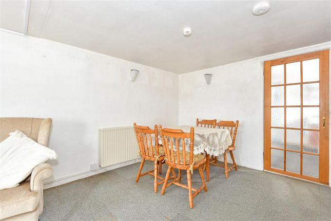2 bedroom cottage for sale