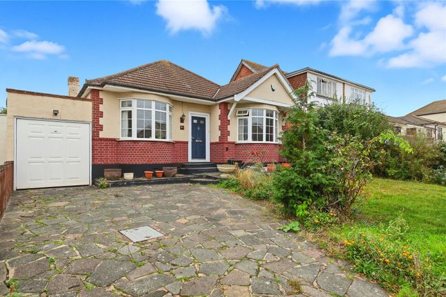 Moor Lane, Upminster, RM14 2 bed bungalow for sale