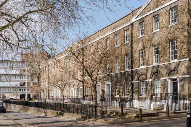 Longshore, Deptford, London, SE8 1 bed flat for sale