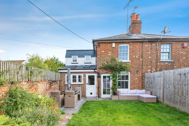 2 bedroom semi-detached house for sale