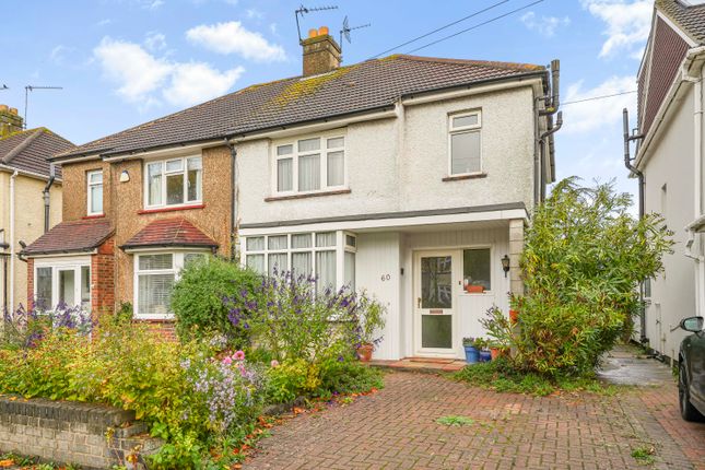 Hamilton Avenue, Surbiton KT6 3 bed semi