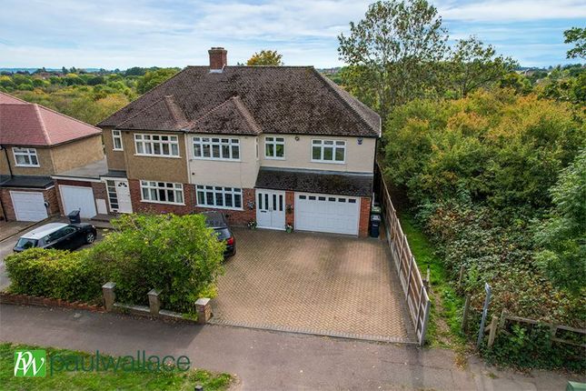 5 bedroom semi-detached house for sale