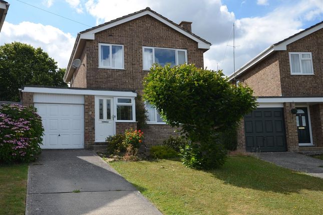 Hardy Crescent, Stalbridge 3 bed detached house for sale
