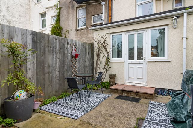 2 bedroom maisonette for sale