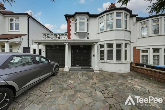 Bourne Hill, London 4 bed property for sale
