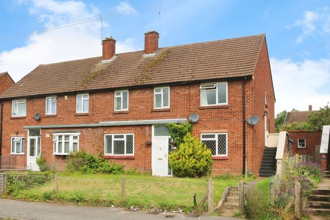 2 bedroom maisonette for sale