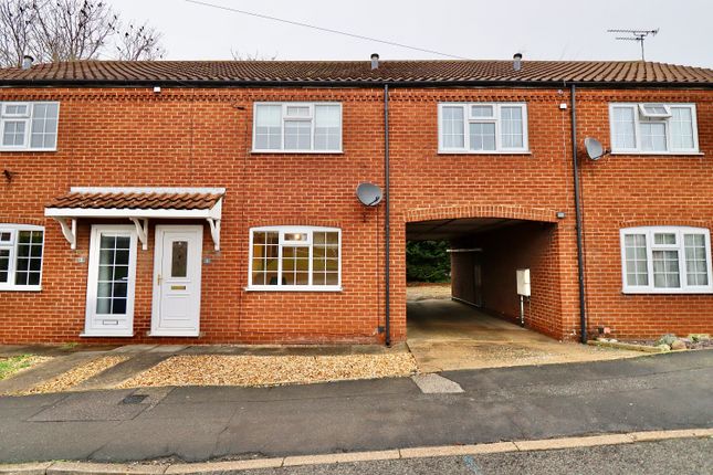 3 bedroom town house for sale