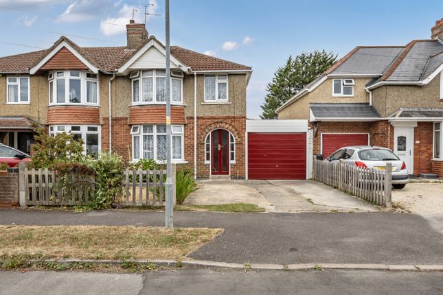 Colebrook Road, Stratton St Margaret... 3 bed semi