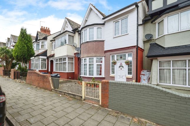 3 bedroom terraced house for sale