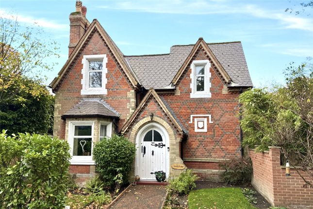 3 bed detached house
