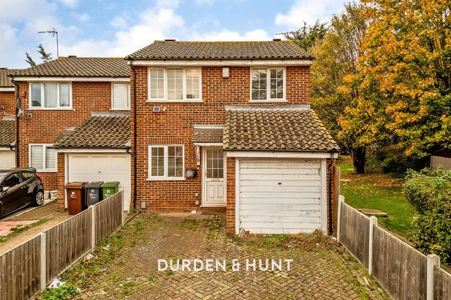 Gurney Close, Barking, IG11 3 bed end of terrace house for sale