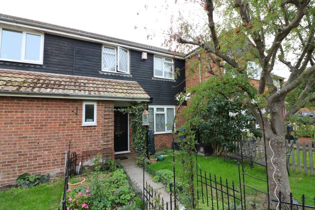 Sandown Lees, Sandwich, Kent, CT13 3 bed terraced house for sale