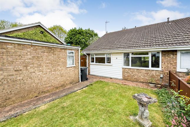 2 bedroom semi-detached bungalow for sale