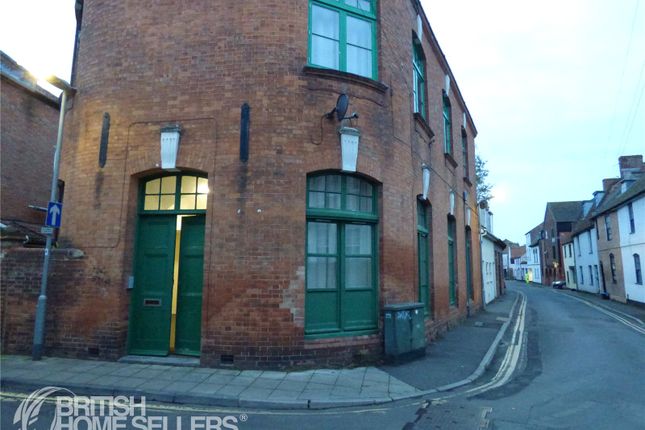 2 bedroom maisonette for sale