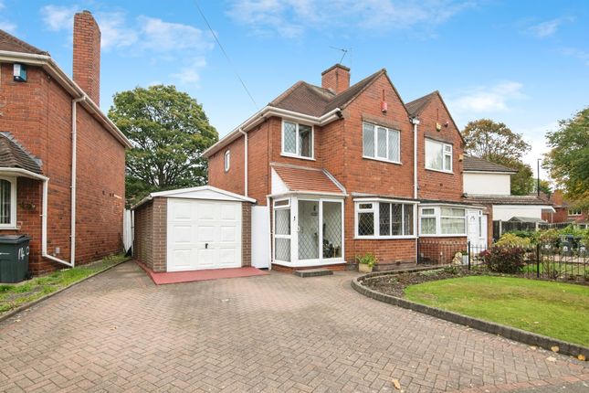 3 bedroom semi-detached house for sale