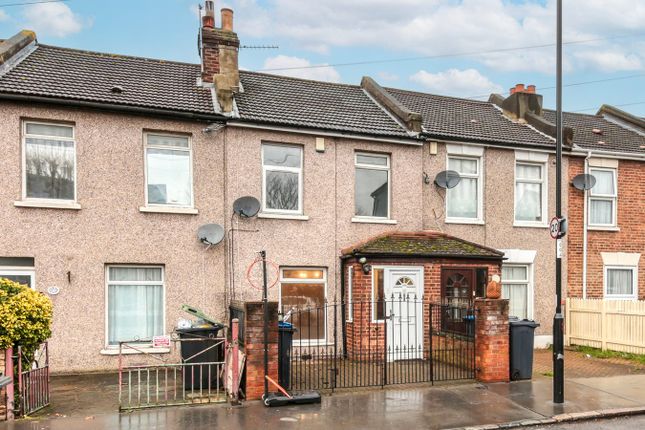 Furze Road, Thornton Heath, CR7 2 bed terraced house for sale