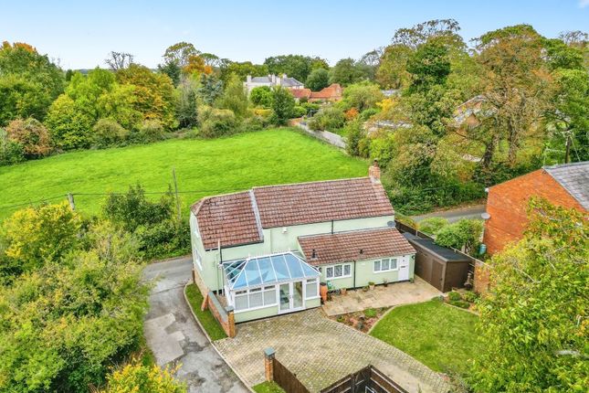 2 bedroom detached house for sale