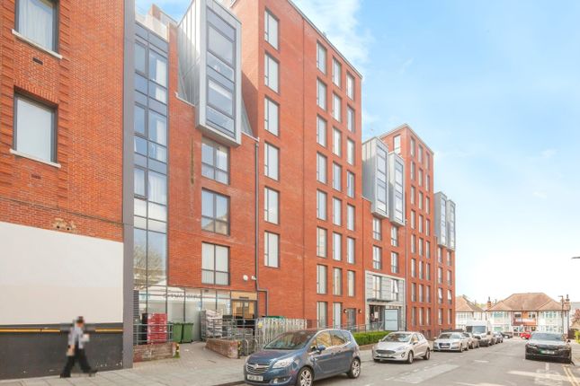 Gaumont Place, London SW2 1 bed apartment for sale