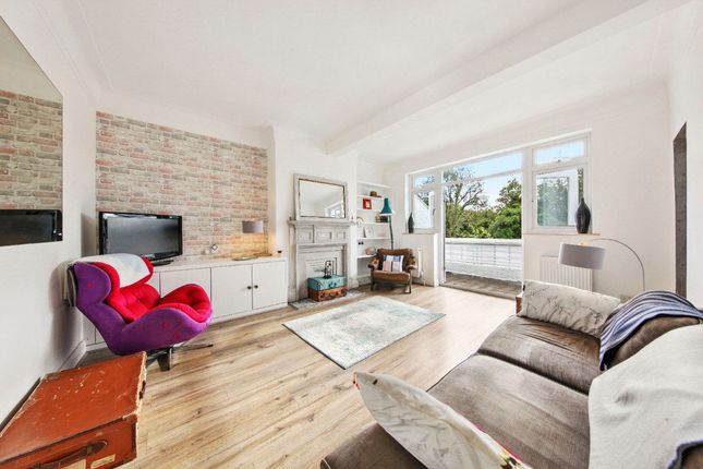 Lyndale Avenue, NW2 3 bed maisonette for sale