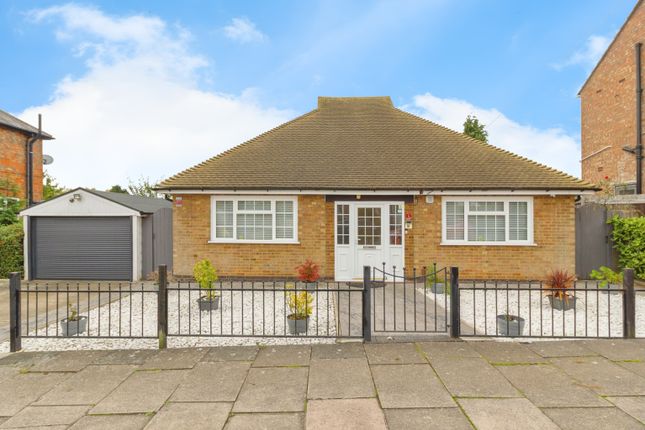 3 bed detached bungalow