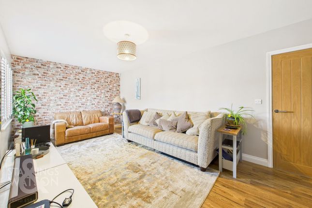 Green Lane East, Rackheath, Norwich 4 bed detached house for sale