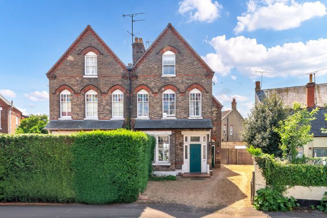 5 bed town house
