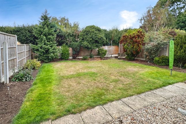 Kirfield Drive, Hinckley LE10 3 bed detached bungalow for sale