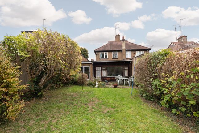 2 bedroom semi-detached house for sale