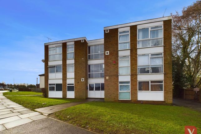 Adlington Court, Luton LU4 2 bed flat for sale