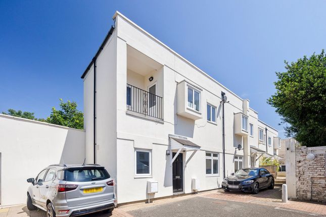 Mortimer Mews, Hove BN3 2 bed end of terrace house for sale