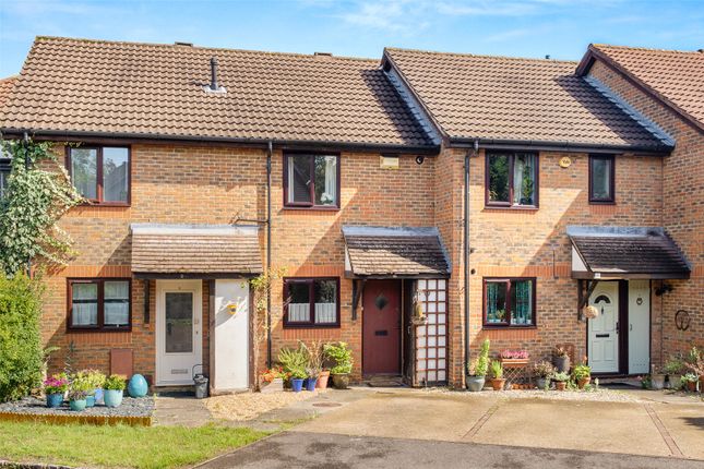 Barley Mead, Bracknell RG42 2 bed terraced house for sale