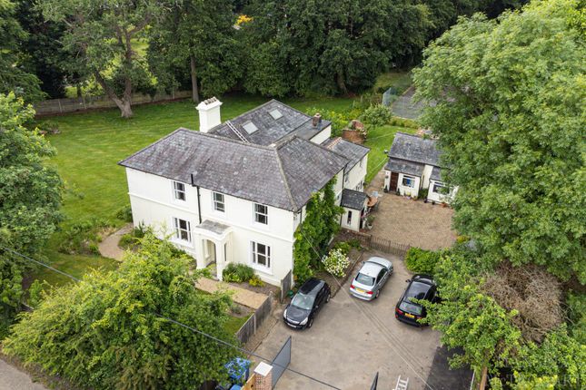 Copthorne Common, Crawley RH10 5 bed detached house for sale
