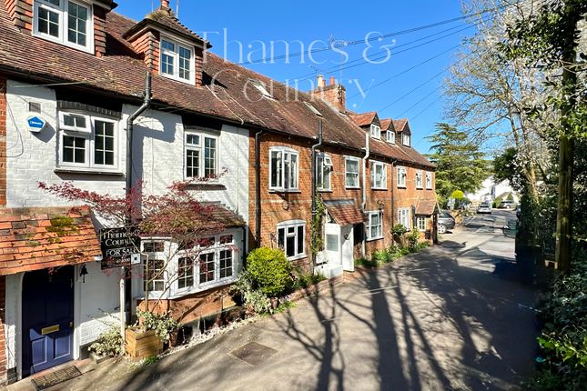 Temple Lane, Marlow SL7 3 bed cottage for sale
