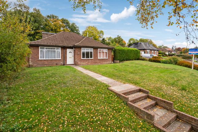 Furze View, Rickmansworth WD3 4 bed detached bungalow for sale