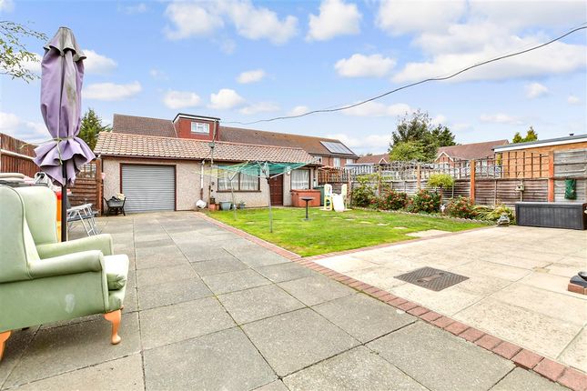 Standfield Road, Dagenham, Essex 2 bed semi