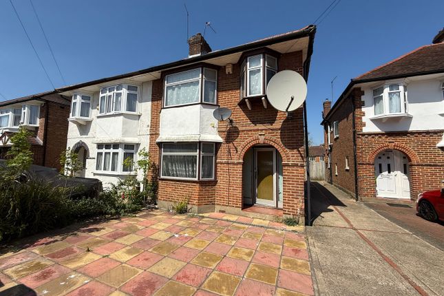 Milford Gardens, Edgware, HA8 3 bed semi