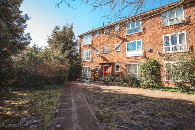 Upper Tulse Hill, London SW2 1 bed apartment for sale
