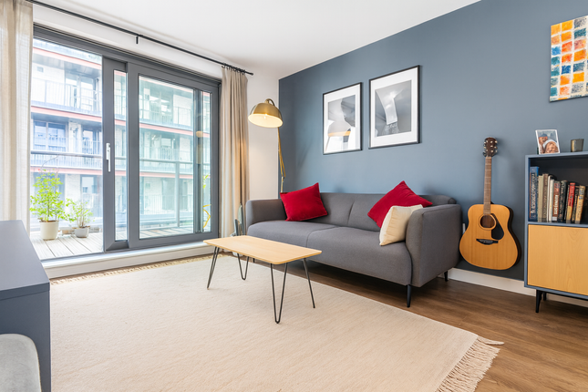 East Carriage House, London 1 bed apartment for sale