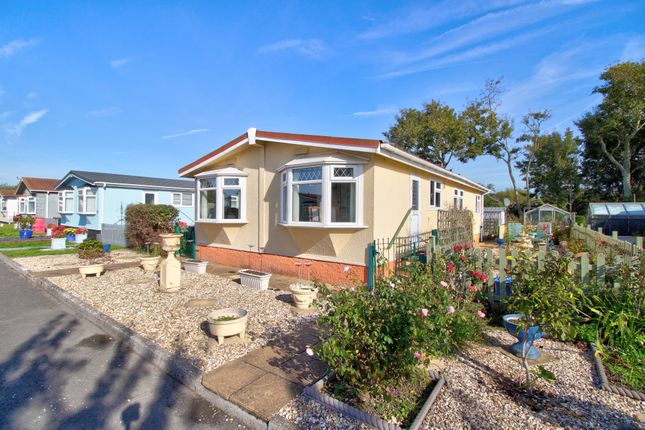 2 bedroom park home for sale