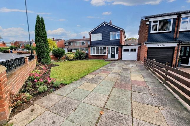 3 bedroom link detached house for sale
