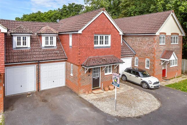 Greenhill, Staplehurst, Kent 3 bed link detached house for sale