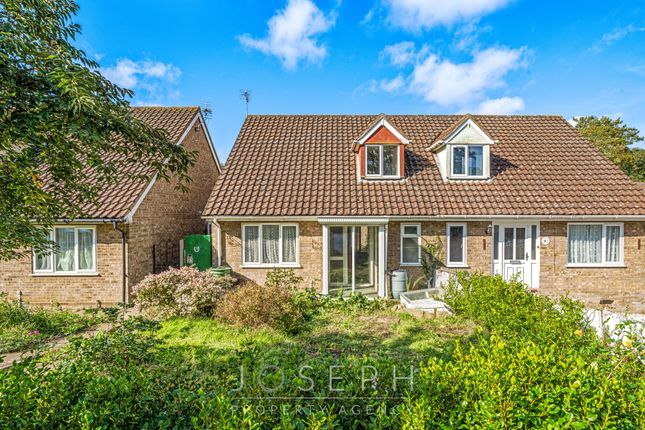 York Crescent, Claydon, IP6 3 bed chalet for sale