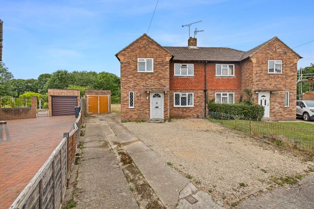 Ashleigh Close, Horley RH6 3 bed house for sale