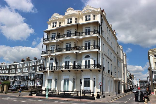 Marine Parade, Brighton 2 bed apartment for sale