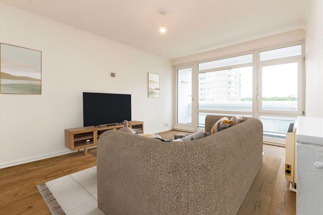 Fontley Way, London SW15 1 bed flat for sale