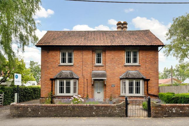 Worton, Devizes 3 bed detached house for sale