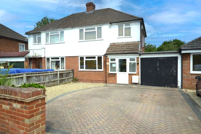 Carrington Crescent, Aylesbury HP22 3 bed semi