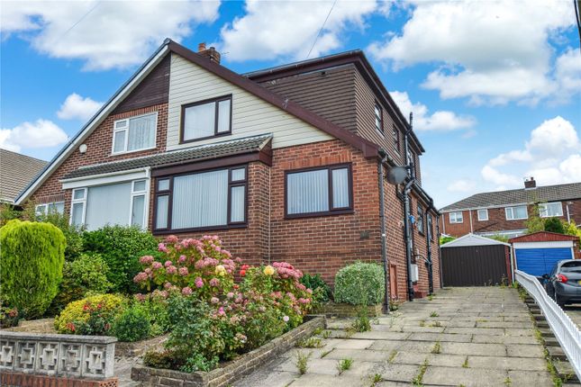 Woollin Crescent, Tingley, Wakefield... 4 bed bungalow for sale