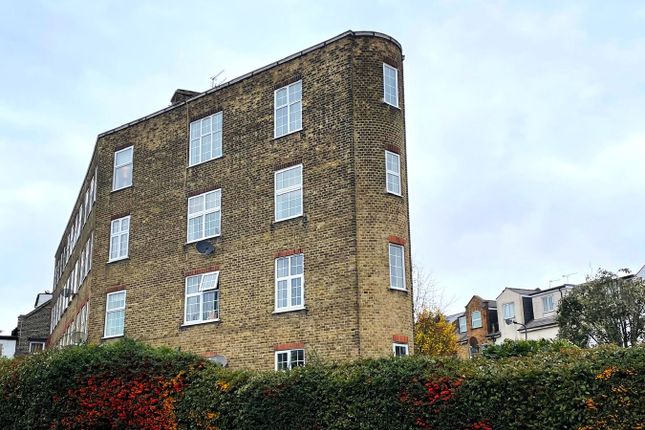 Connaught Road, Harlesden, London, NW10 1 bed flat for sale